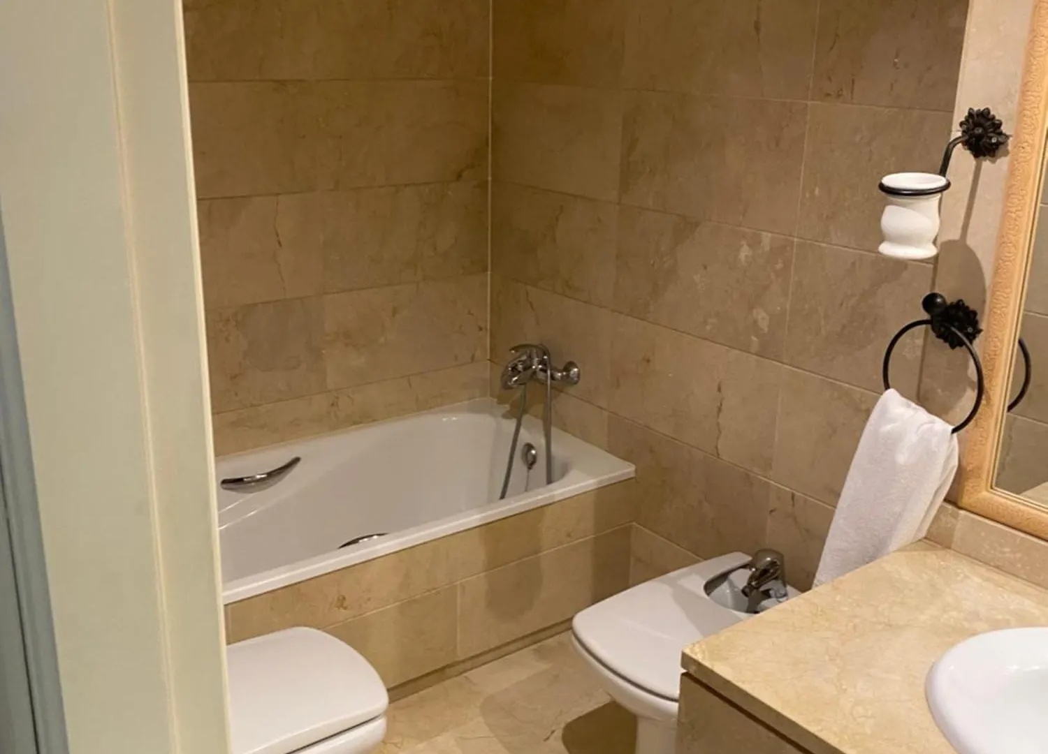 Banus Luxury Rooms Marbella Homestay